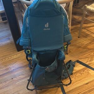 Deuter Kid Comfort Carrier in Teal